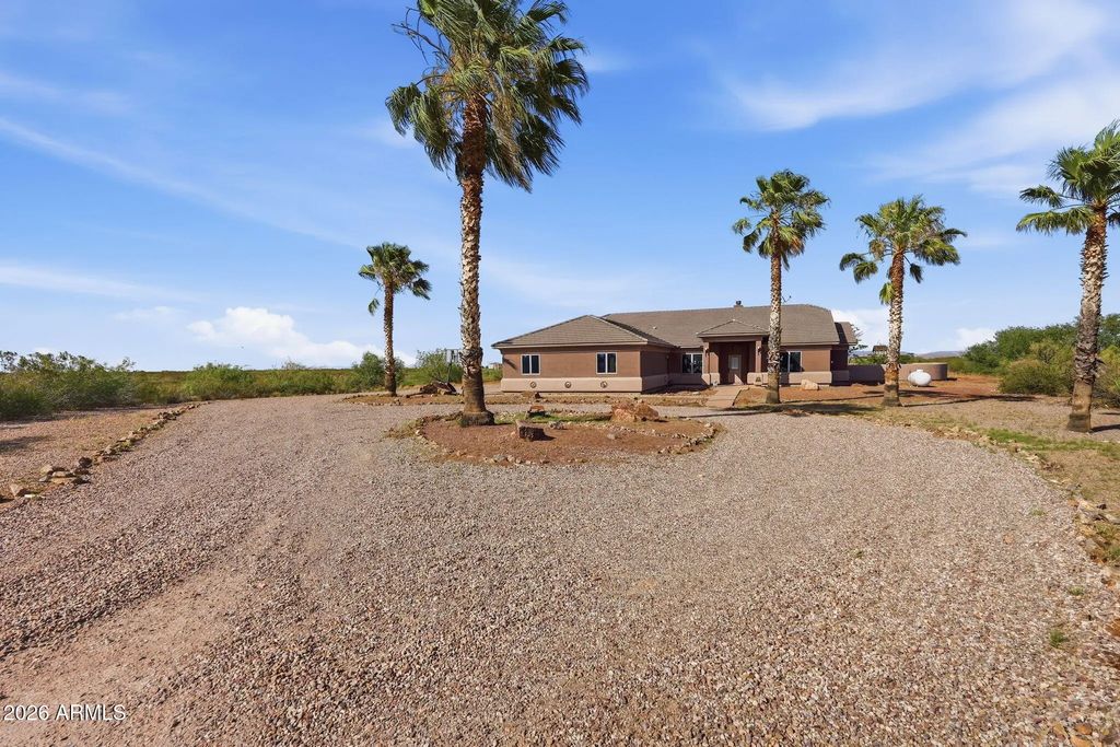 914 E Savino Court, Huachuca City