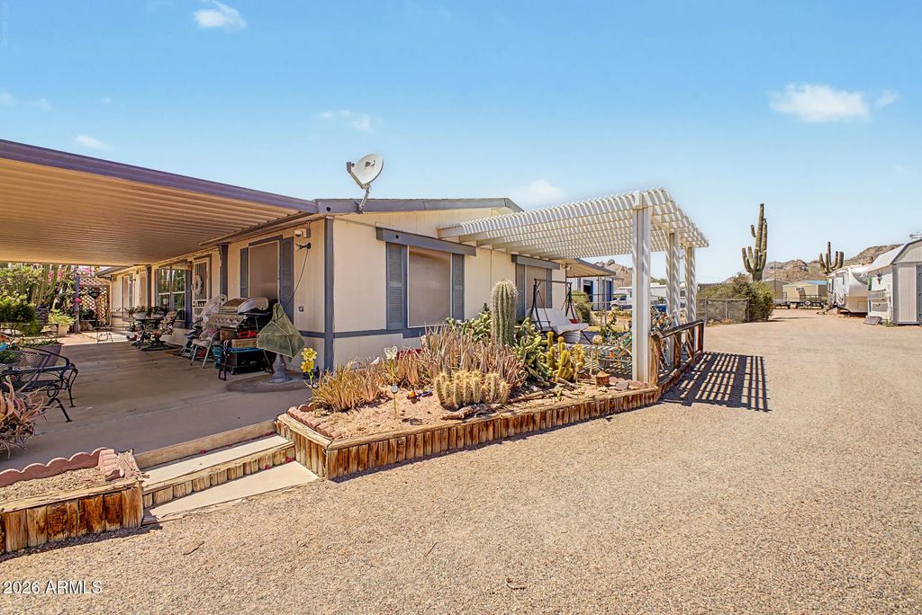 146 W Mckellips Boulevard, Apache Junction