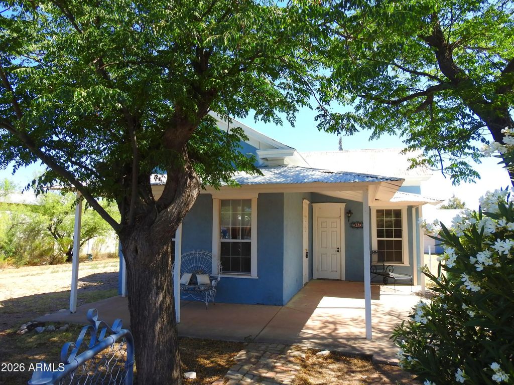 910 E Fremont Street E, Tombstone