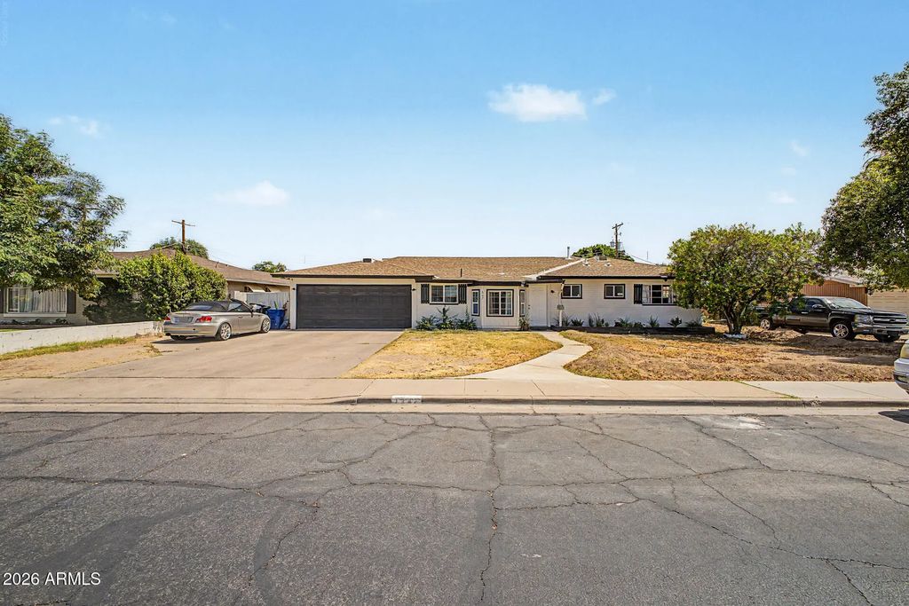 1347 E 2nd Street, Mesa