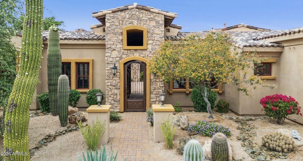 8520 E Via Montoya Drive, Scottsdale
