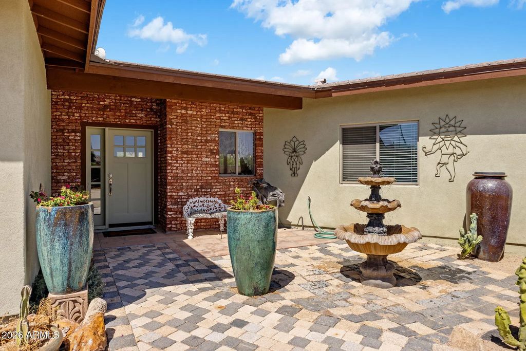 36705 N 26th Place, Cave Creek