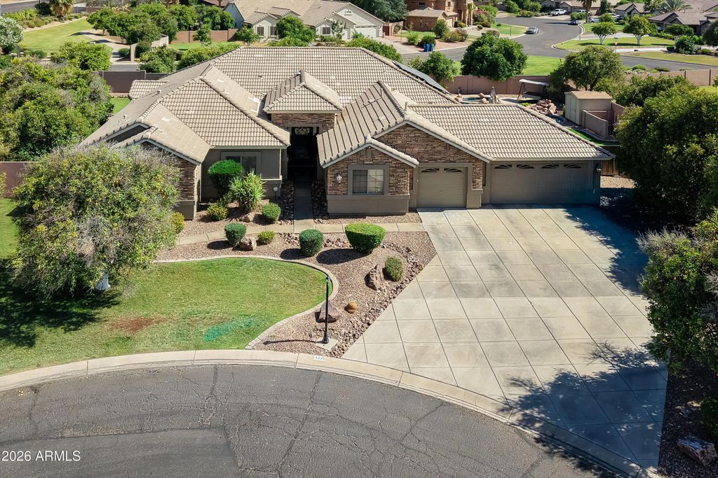 4335 E Fox Circle, Mesa