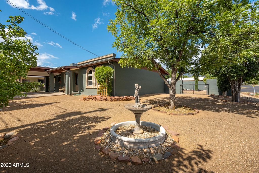 1006 S 5th Street, Cottonwood