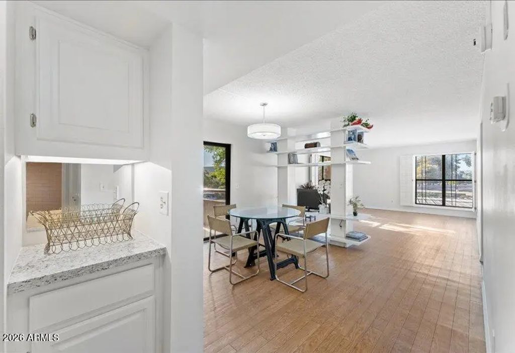 5122 N 31st Way (unit 227), Phoenix