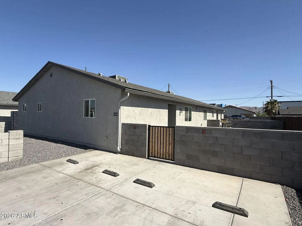 1845 E Illini Street, Phoenix