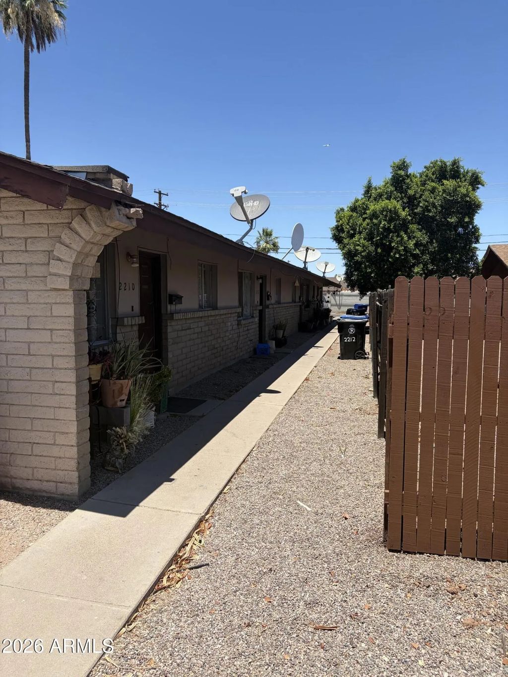 2216 E Broadway Road, Mesa