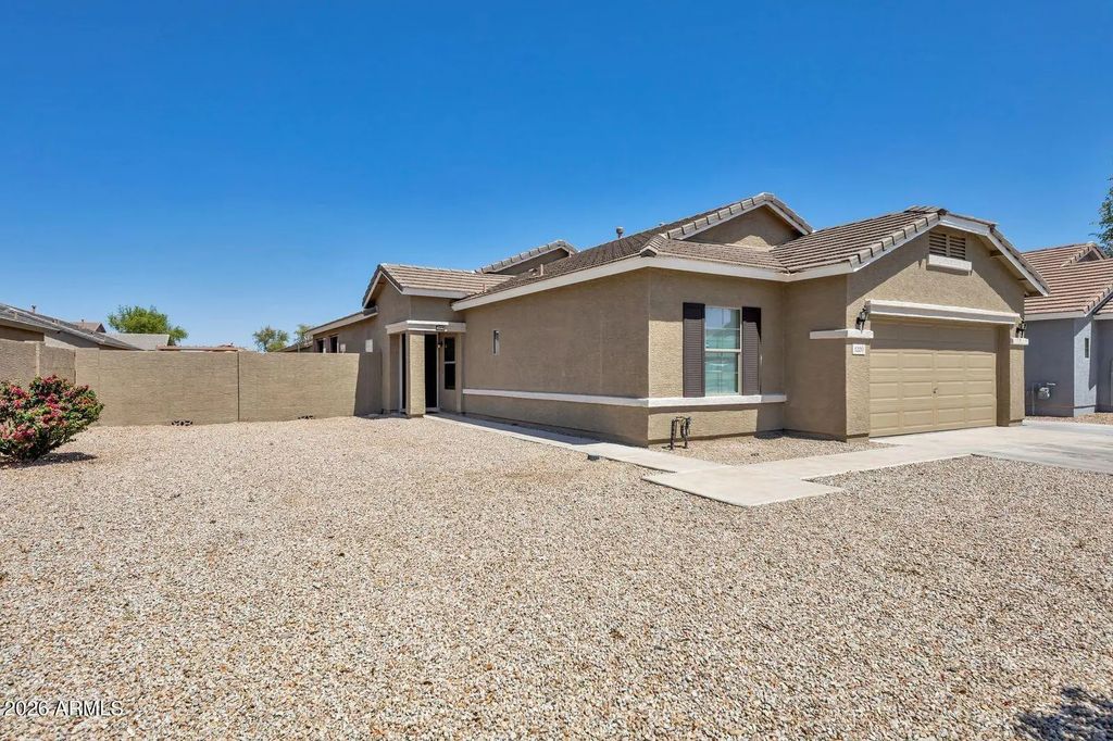 1220 E Heather Drive, San Tan Valley