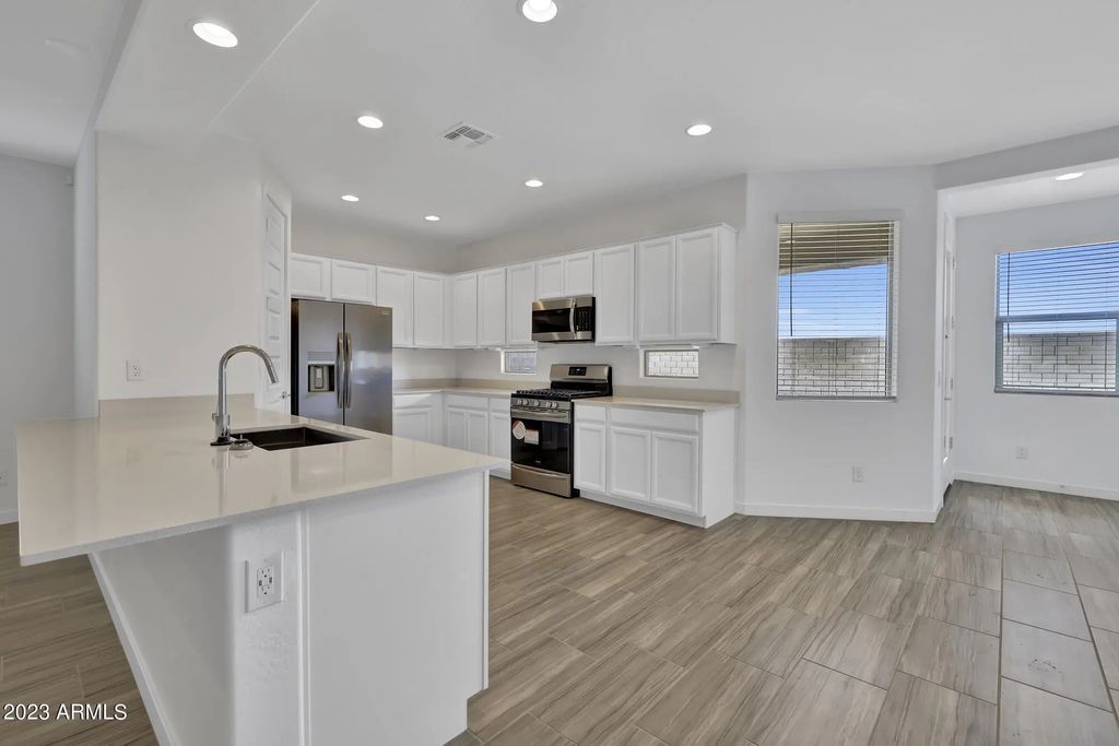 24534 N 166th Avenue, Surprise