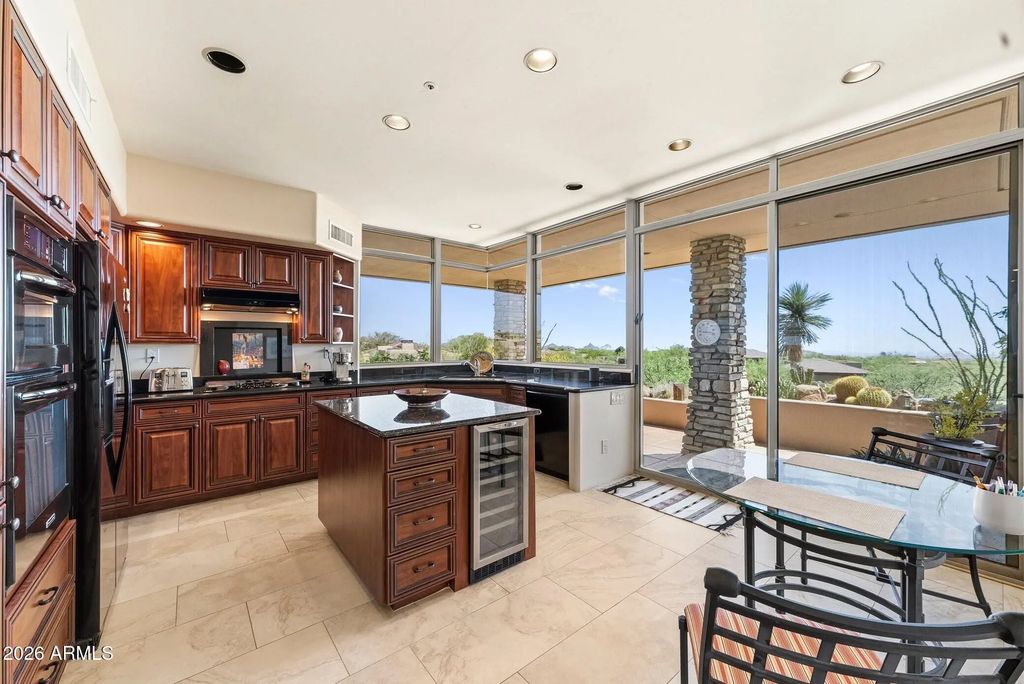 10231 E Old Trail Road (unit 33), Scottsdale