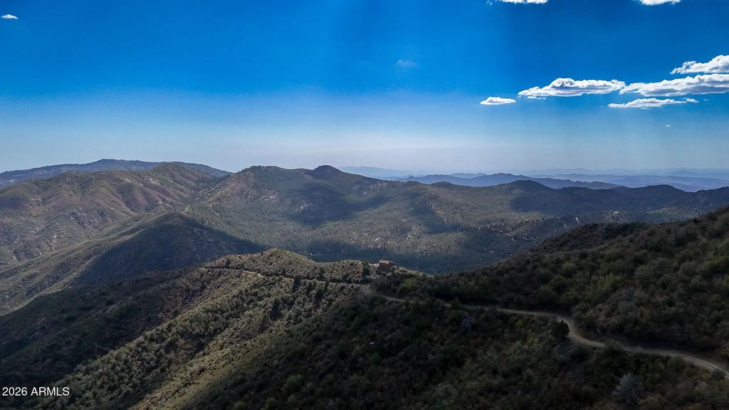 E Lincoln Ridge 4 Acres -- (unit -), Crown King