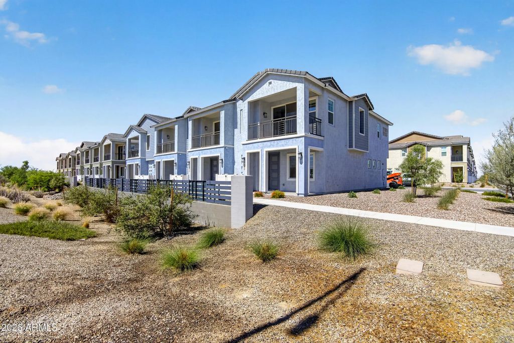 8149 E Petunia Avenue (unit 1103), Mesa