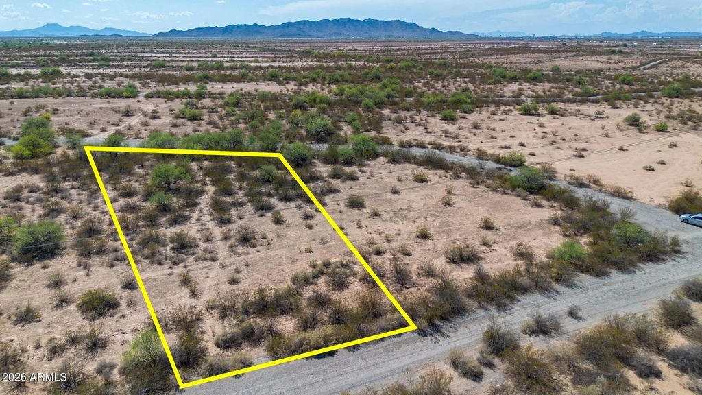 3320 N Country Club Road (unit 20), Eloy