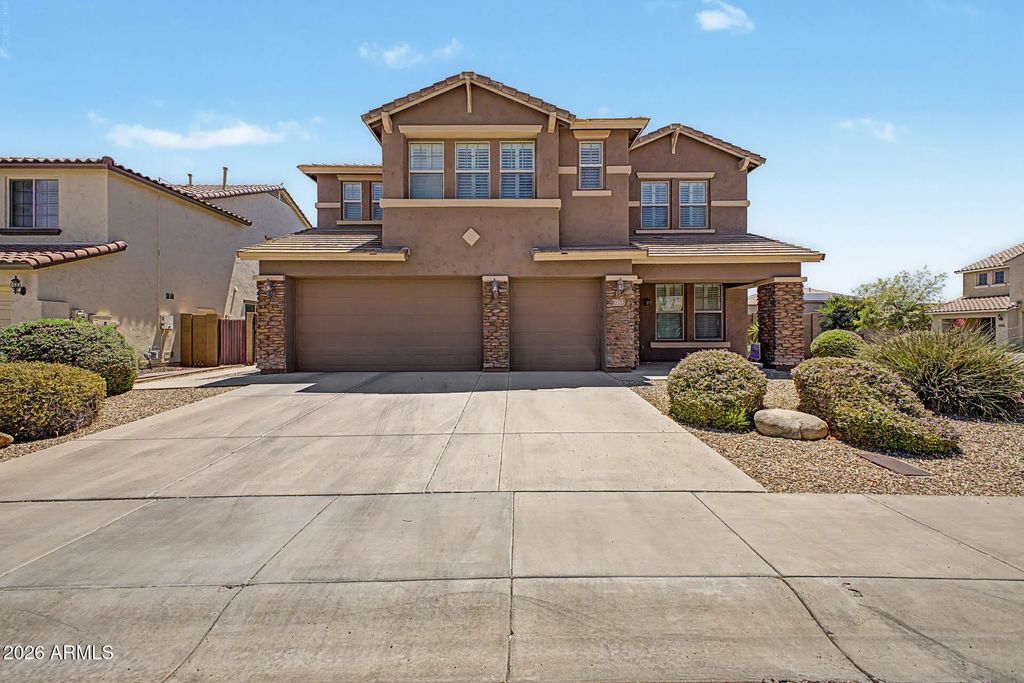 5317 W Buckhorn Trail, Phoenix