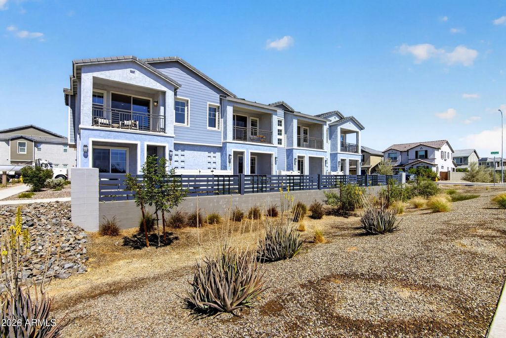 8149 E Petunia Avenue (unit 1102), Mesa