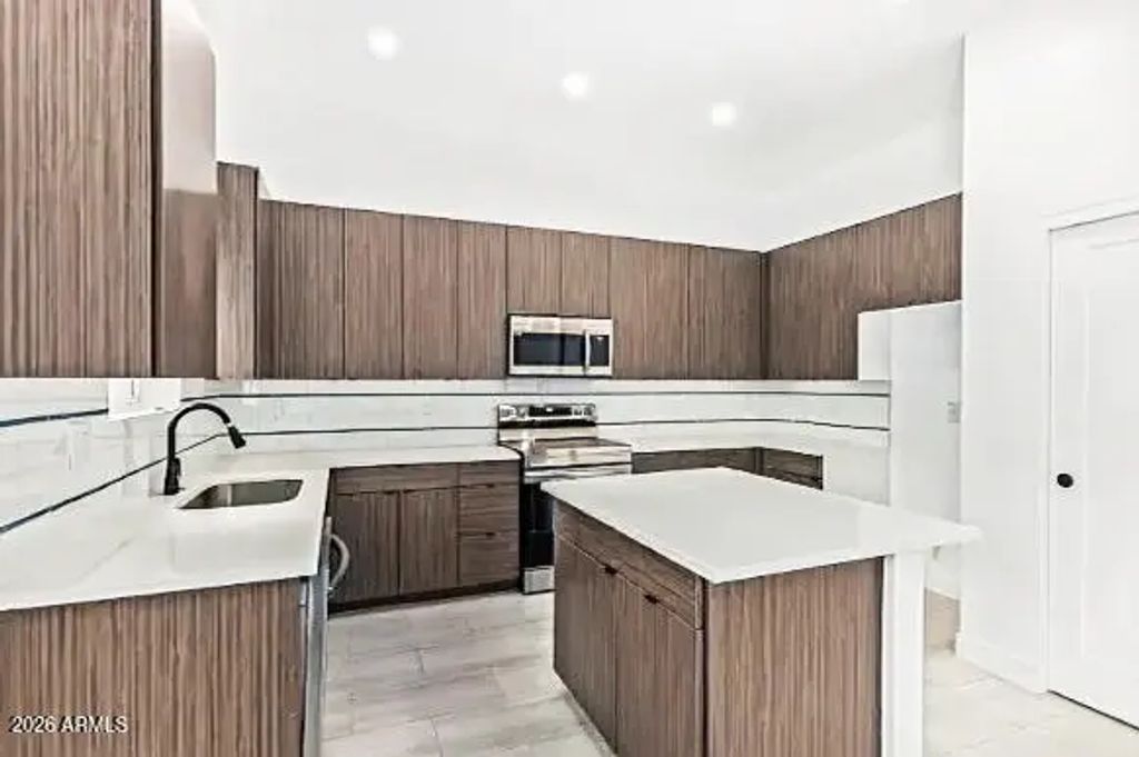 3107 N 39th Street (unit 11), Phoenix