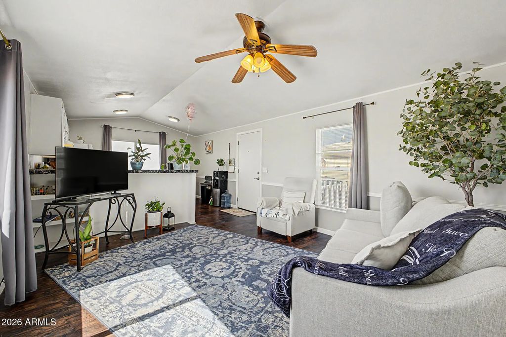 5201 S Chuichu Road (unit 127), Casa Grande