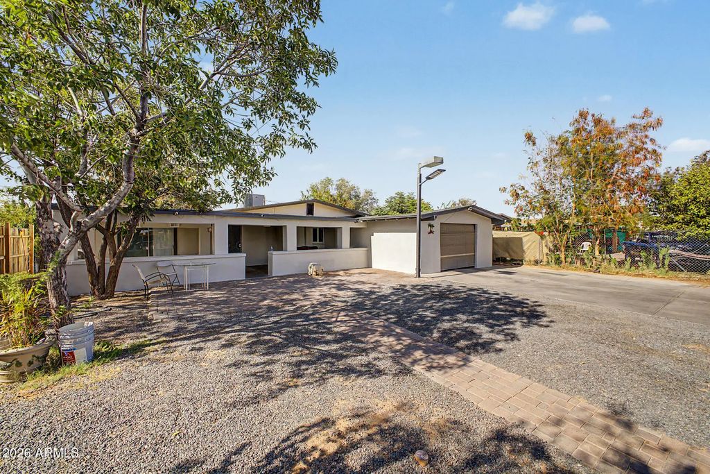 8214 E 4th Avenue, Mesa