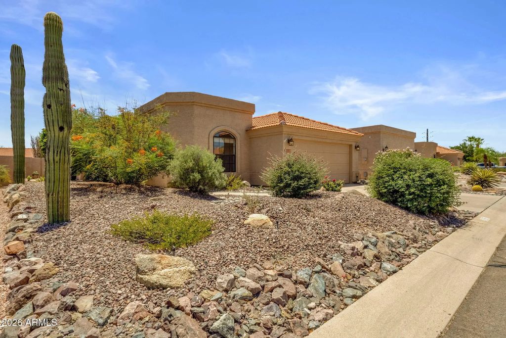 12137 N Finch Drive N, Fountain Hills