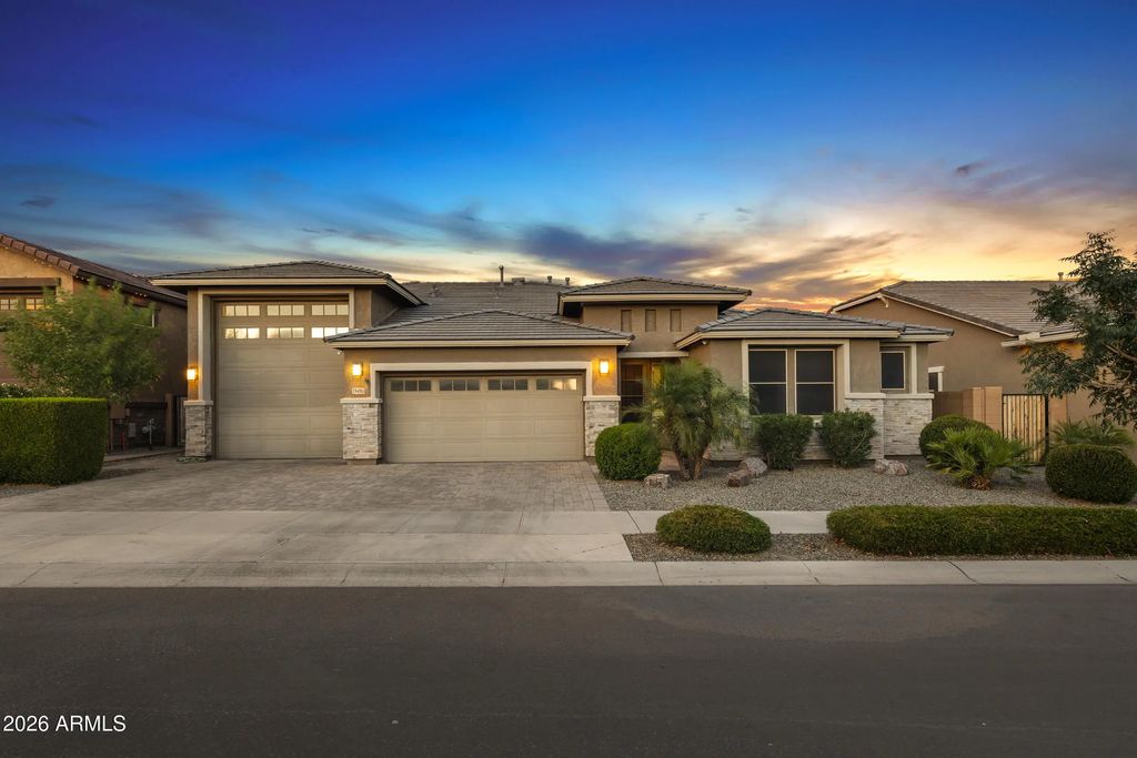 19495 S 211th Way, Queen Creek