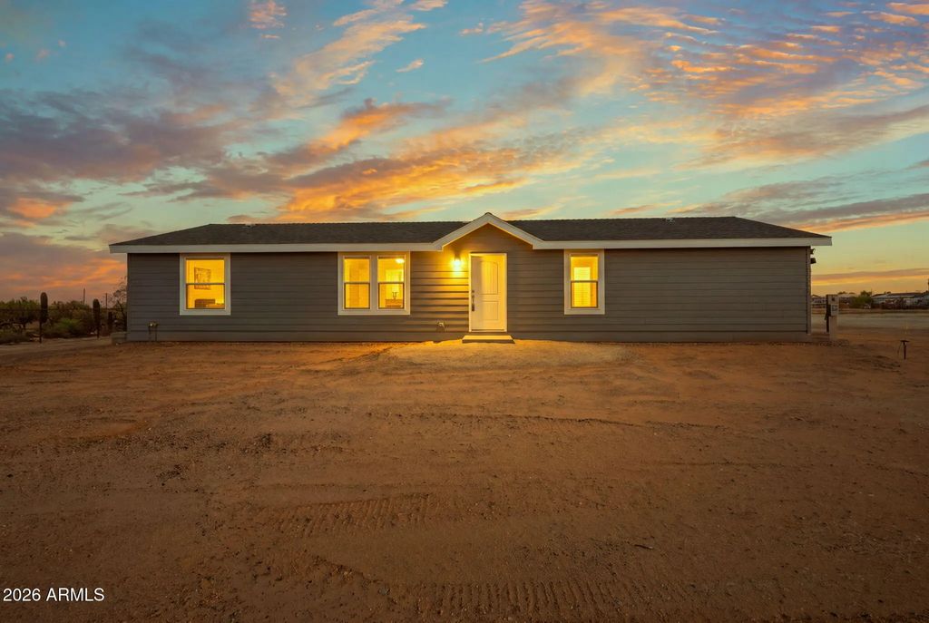 24032 E Cholla Road, Florence