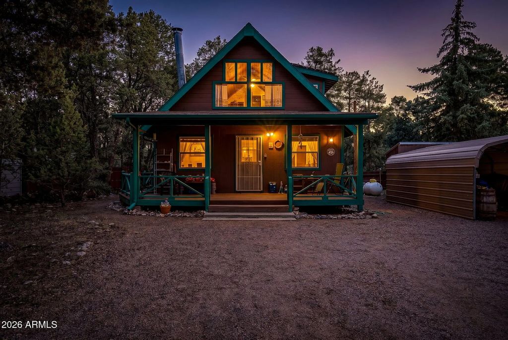 2118 Bluejay Road, Overgaard