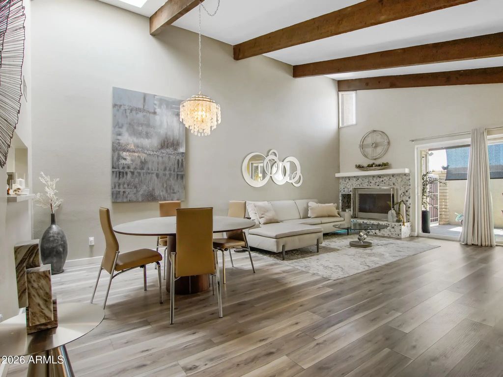 2701 E Cactus Road, Phoenix