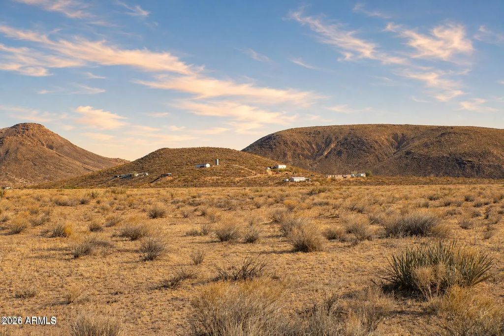 Calle Caballo -- (unit 213), Kingman