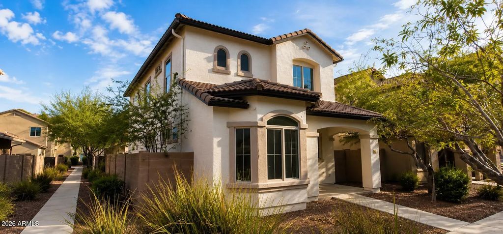 9413 S 33rd Glen, Laveen