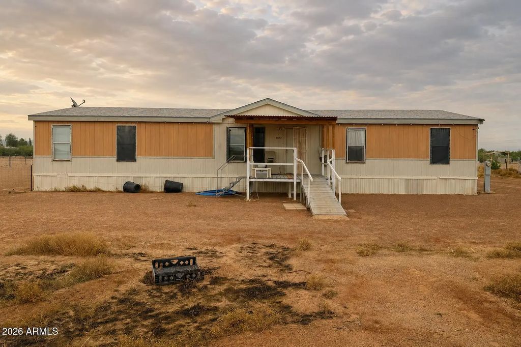 1017 S 373 Avenue, Tonopah