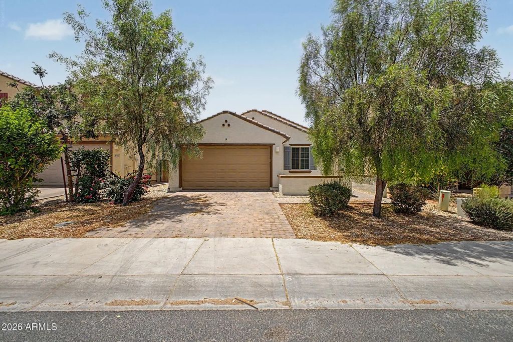 8747 W Solano Drive, Glendale