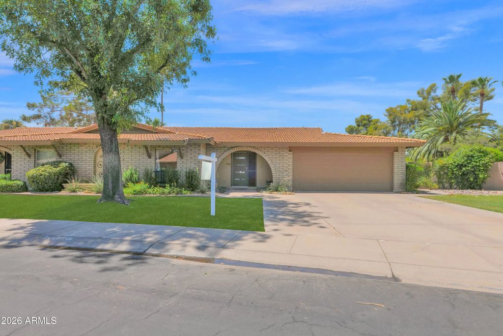 7332 N Del Norte Drive, Scottsdale
