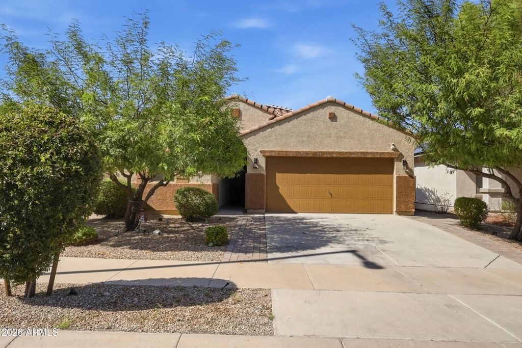 17990 W Louise Drive, Surprise