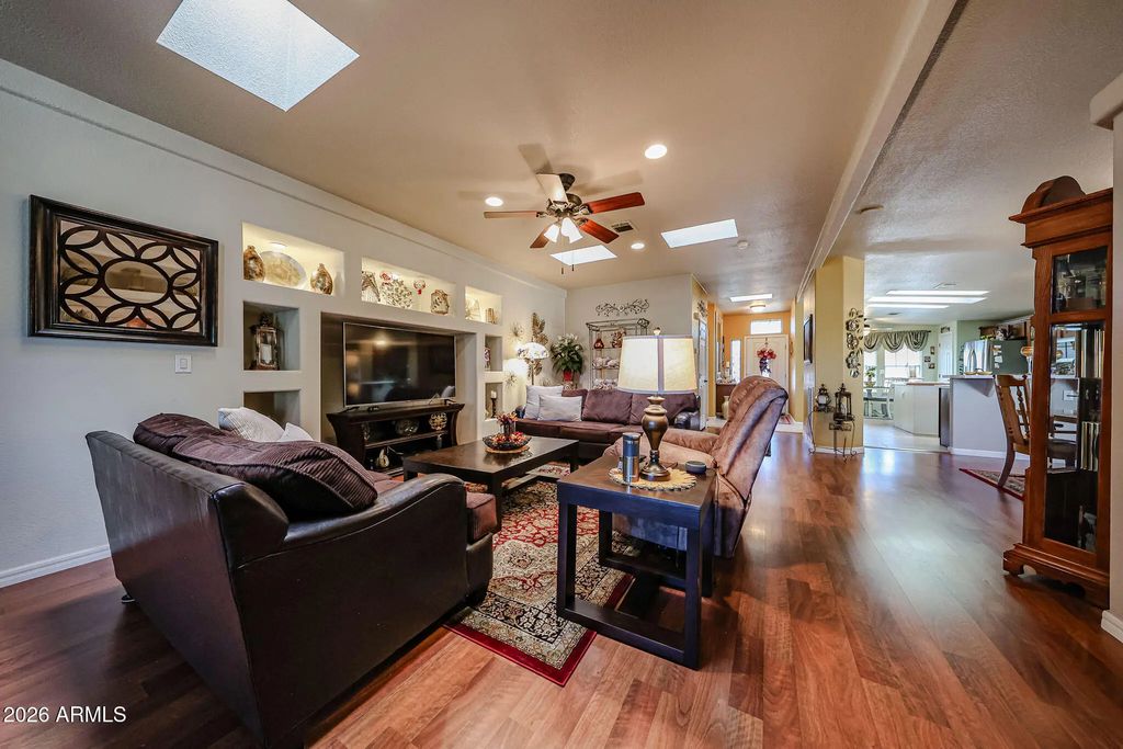 3301 S Goldfield Road (unit 4020), Apache Junction