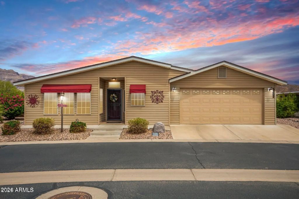 3301 S Goldfield Road (unit 4020), Apache Junction
