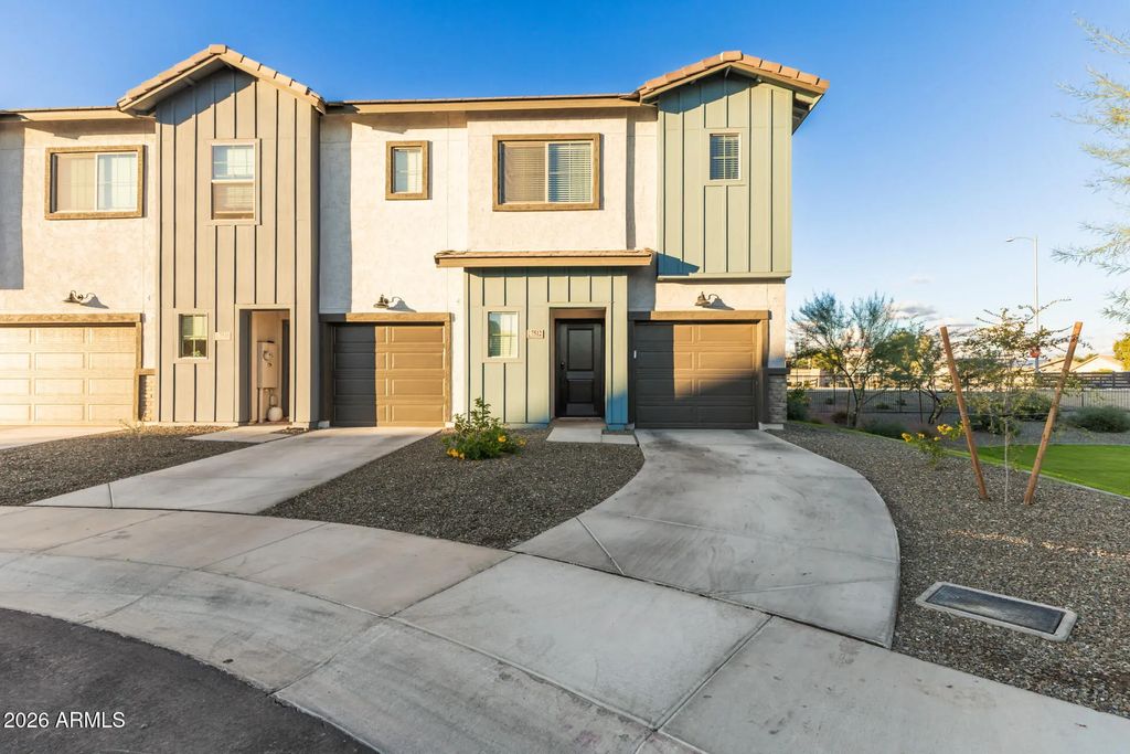 7512 W Darrow Street, Laveen