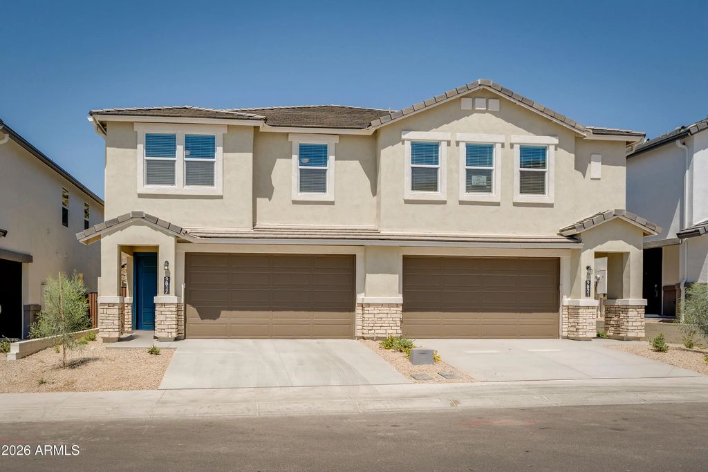 9817 S 12th Street, Phoenix
