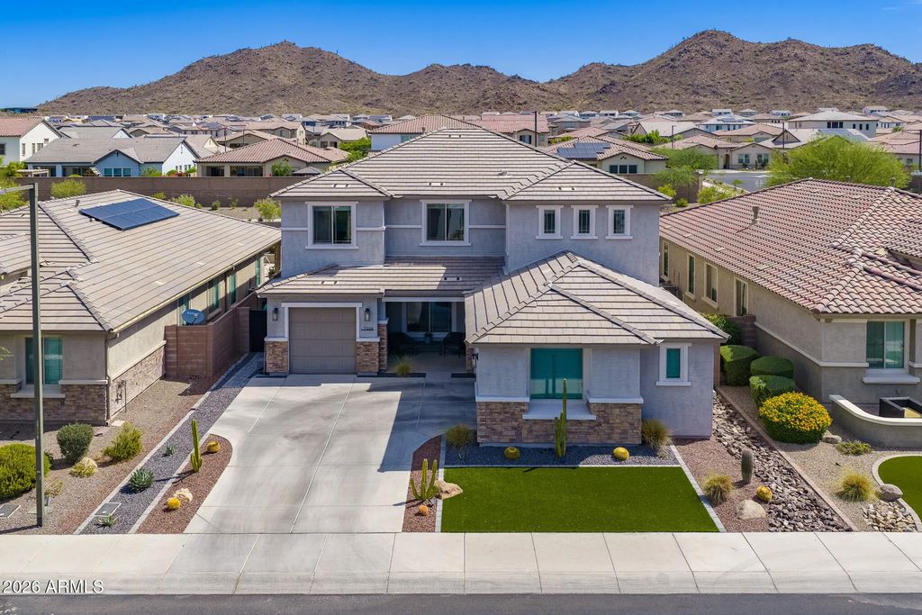 7228 W Quail Track Drive, Peoria