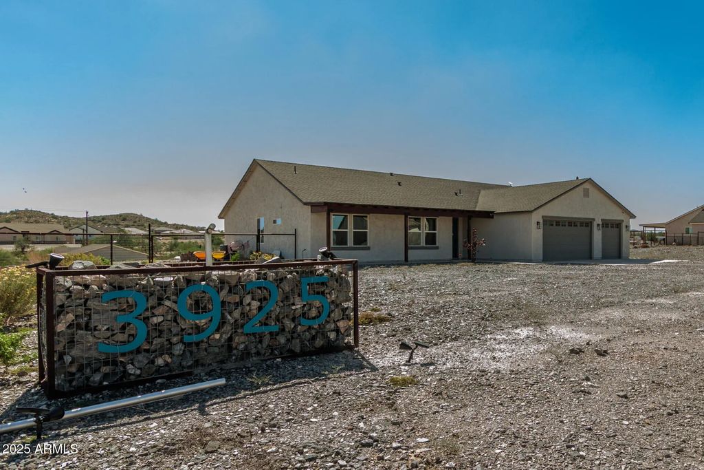 3925 W Moon Dust Trail, San Tan Valley