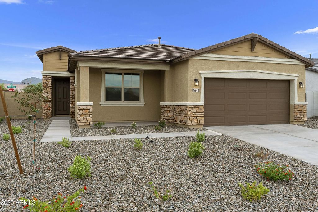 5644 N 188th Lane, Litchfield Park