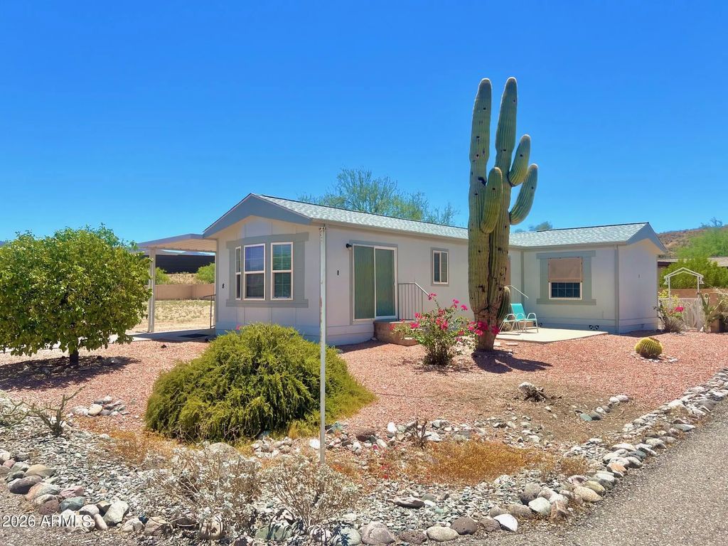 19500 E Gregory Street (unit 8), Black Canyon City