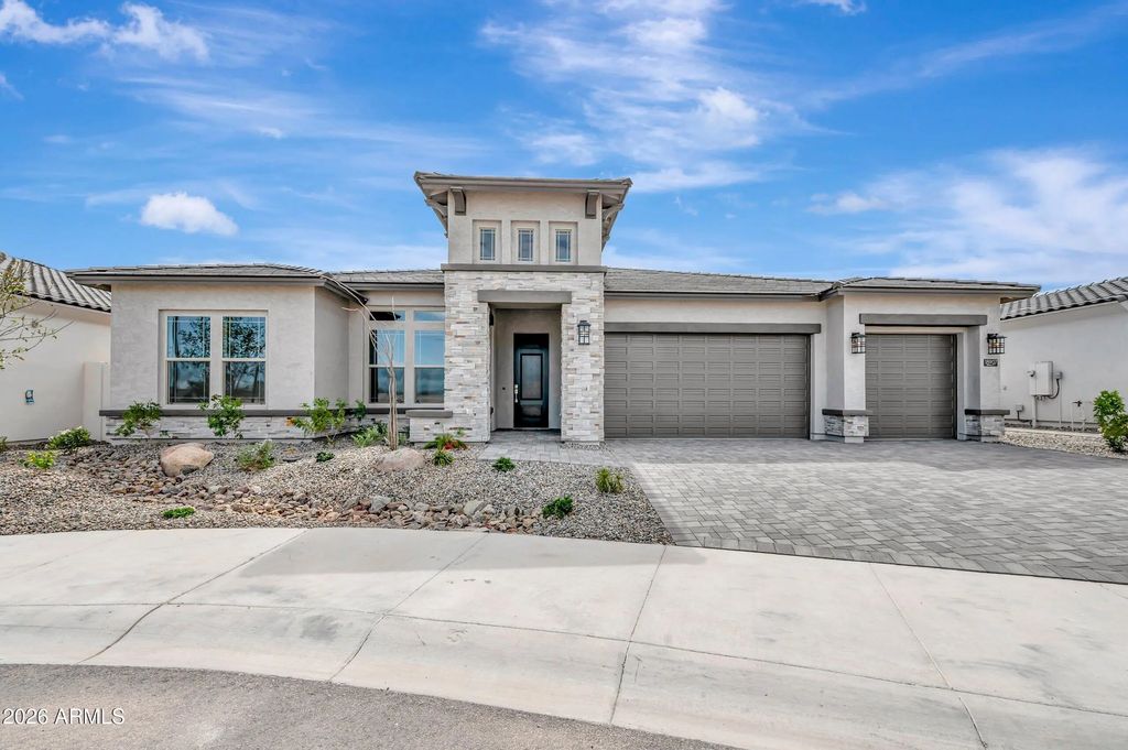 18907 W Fleetwood Lane, Waddell