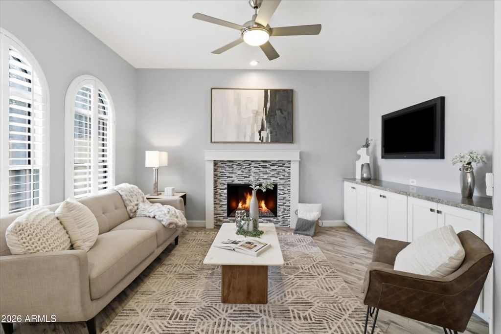 5015 E Cheyenne Drive (unit 17), Phoenix