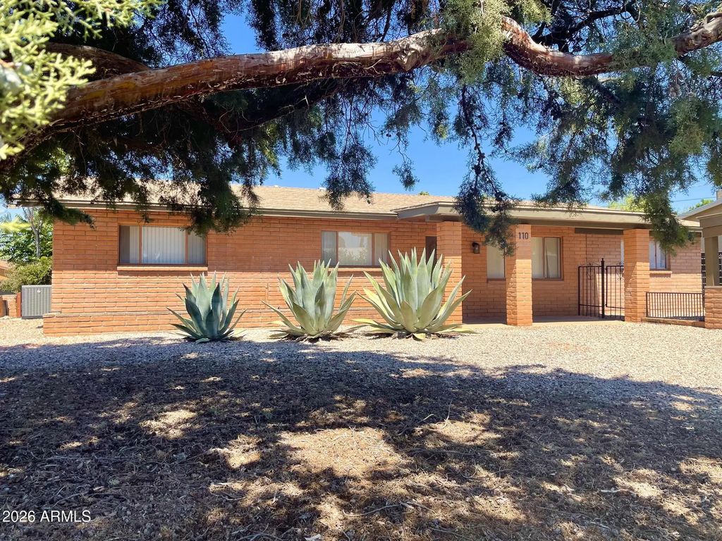 110 Nighthawk Avenue, Bisbee