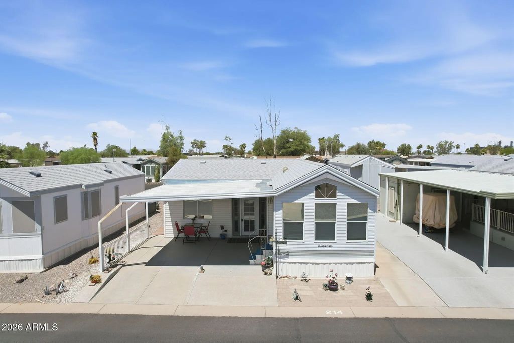 1703 N Thornton Road (unit 214), Casa Grande