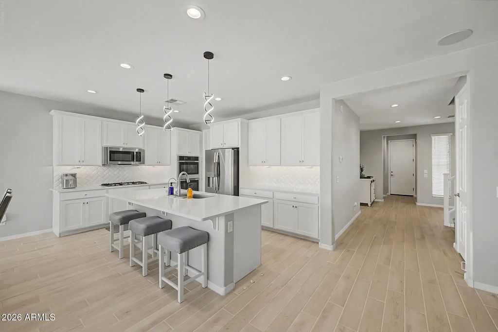 22179 N Daniel Drive, Maricopa