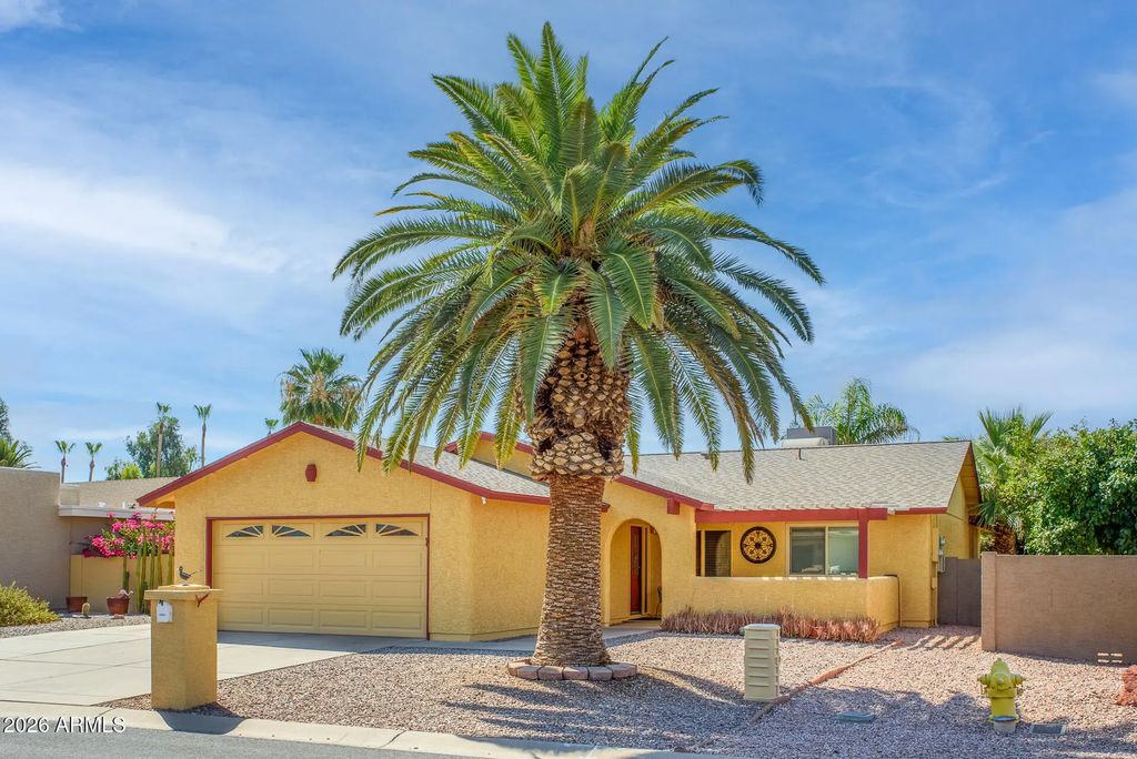25821 S New Town Drive, Sun Lakes
