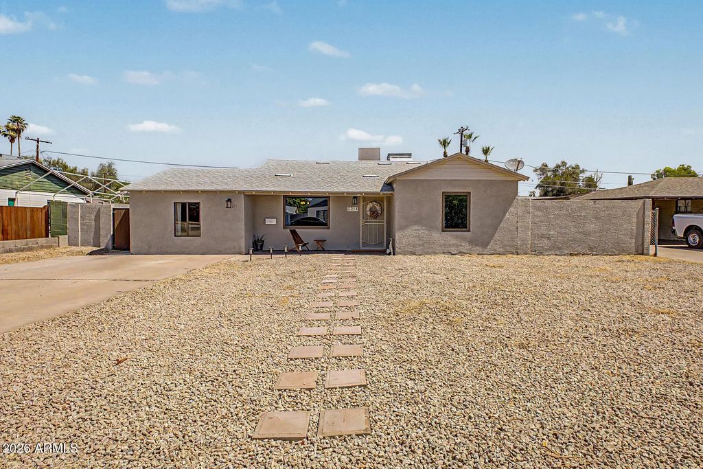 2214 E Monterey Way, Phoenix