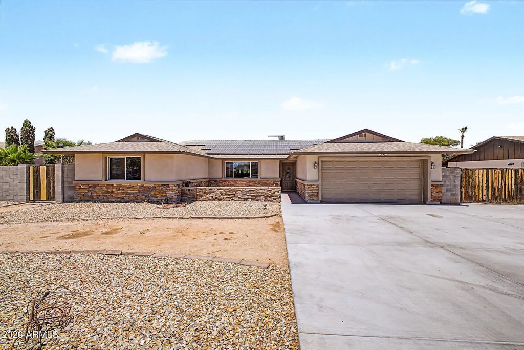 5740 W Marconi Avenue, Glendale