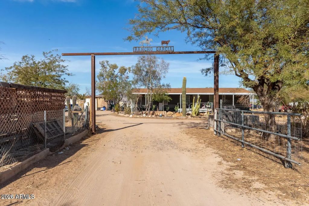 54702 W Farrell Road, Maricopa